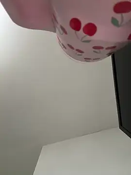 Snapshot of Victoria6989 chatting on 02/11/26, 04:23 Victoria6989 online show from 02/11/26, 04:23