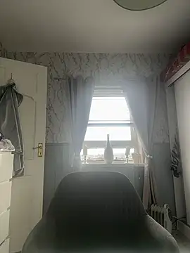 Snapshot of Victoria6989 chatting on 02/21/26, 03:46 Victoria6989 online show from 02/21/26, 03:46