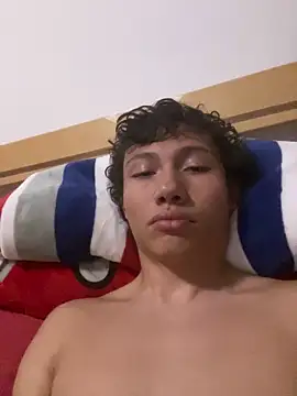 Snapshot of Davomg chatting on 03/09/26, 05:33 Davomg online show from 03/09/26, 05:33