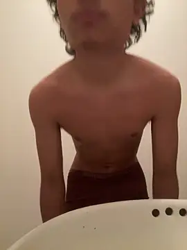 Snapshot of Davomg chatting on 04/01/26, 05:30 Davomg online show from 04/01/26, 05:30