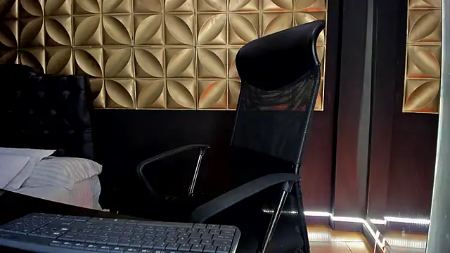 scarlettvelvet  online show from 11/27/25, 02:41