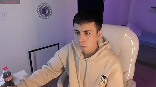 Nyko ds online show from 11/22/25, 04:22