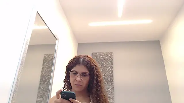 Snapshot of sammy_gale chatting on 03/22/26, 11:57 sammy gale online show from 03/22/26, 11:57