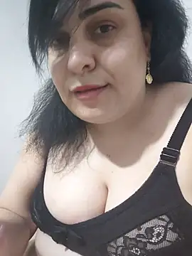 aydannn01 online show from 10/09/25, 09:02