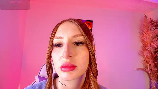 Bennuluspeach  online show from 05/14/26, 11:06