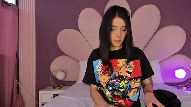 MeganR  online show from 11/05/25, 11:21