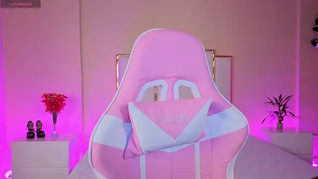 AnnaSwift  online show from 04/06/26, 12:28