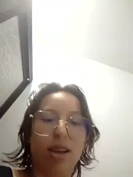 Klaret Toy online show from 04/01/26, 12:44