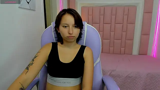 Snapshot of Klaret_Toy chatting on 06/08/26, 07:58 Klaret Toy online show from 06/08/26, 07:58