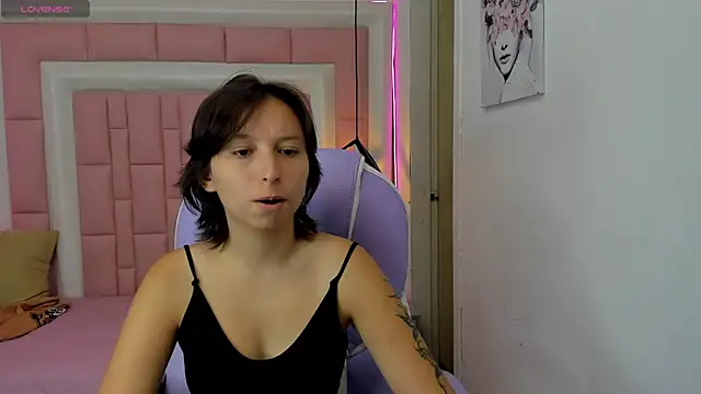 Snapshot of Klaret_Toy chatting on 06/11/26, 07:34 Klaret Toy online show from 06/11/26, 07:34