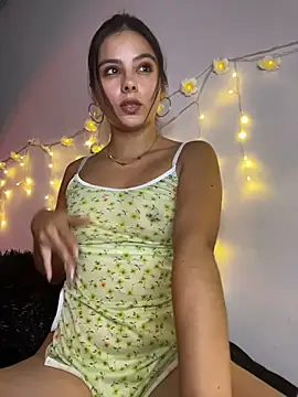 SaraMistick online show from 04/17/26, 11:02