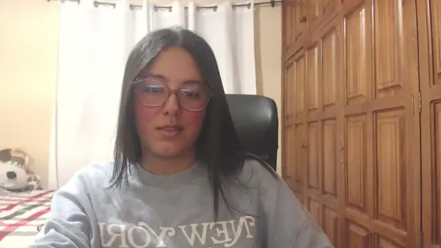 Snapshot of Venus_cat_ chatting on 07/09/26, 03:32 Venus cat online show from 07/09/26, 03:32