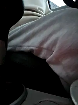 hot-brabo online show from 10/15/25, 04:40