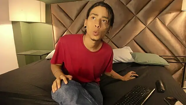 Dickie Dicking online show from 11/07/25, 10:43