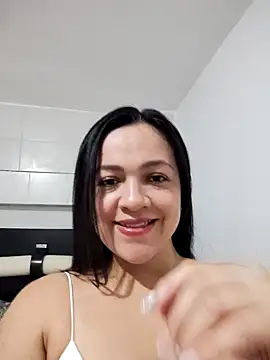 LindaSalo33 online show from 10/02/25, 02:40