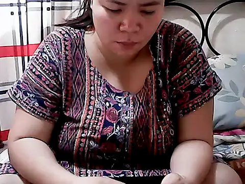 HornyPussie69 online show from 04/04/26, 01:26