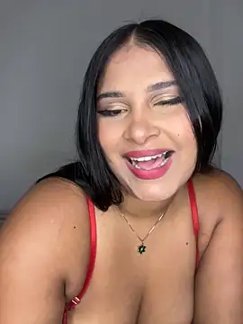 Snapshot of sarafox_10 chatting on 11/20/25, 08:08 sarafox 10 online show from 11/20/25, 08:08