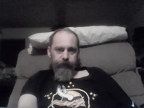 crazyheratic8 online show from 12/18/25, 02:39