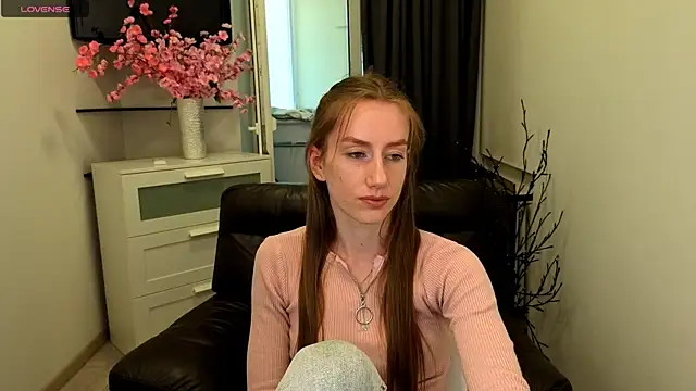 GoldenRose  online show from 05/26/26, 12:34