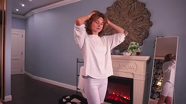 BellaReppert online show from 10/08/25, 08:28