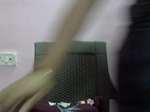 Laila Cute online show from 04/19/26, 11:42