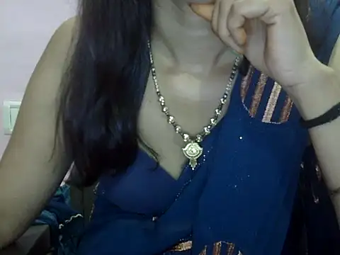 Laila Cute online show from 05/05/26, 05:43