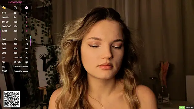 JulieLupo online show from 02/15/26, 06:10