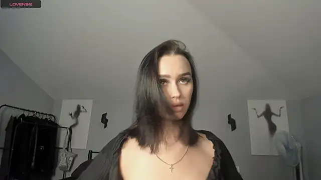 Lisa  Johnson online show from 10/28/25, 12:14