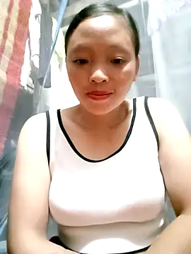 Snapshot of Minkine022 chatting on 10/06/25, 06:38 Minkine022 online show from 10/06/25, 06:38