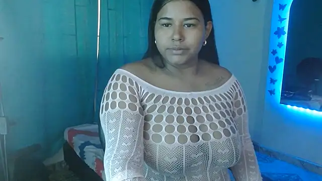 Snapshot of Ebony_luna chatting on 05/19/26, 12:55 Ebony luna online show from 05/19/26, 12:55