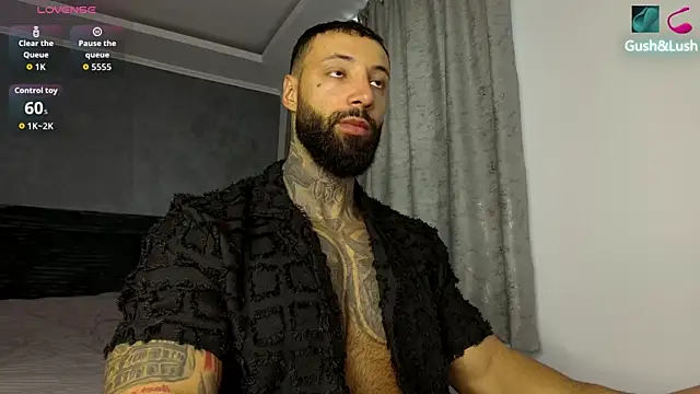 Snapshot of MasculineGuy99 chatting on 10/02/25, 07:26 MasculineGuy99 online show from 10/02/25, 07:26