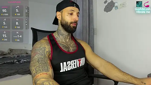 Snapshot of MasculineGuy99 chatting on 11/27/25, 08:27 MasculineGuy99 online show from 11/27/25, 08:27