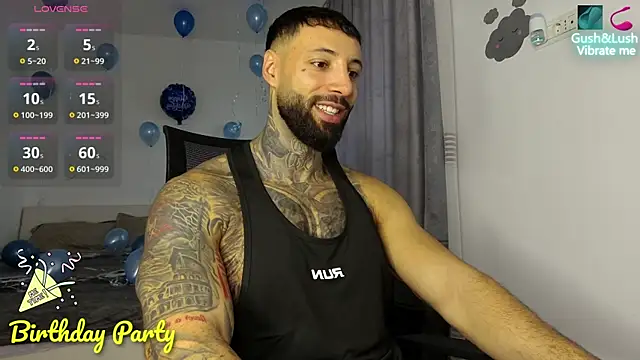 Snapshot of MasculineGuy99 chatting on 11/29/25, 08:28 MasculineGuy99 online show from 11/29/25, 08:28