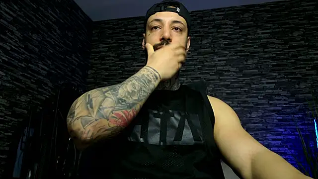 MasculineGuy99 online show from 04/06/26, 02:31