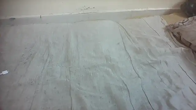 Snapshot of marociaMerl chatting on 12/05/25, 04:43 marociaMerl online show from 12/05/25, 04:43