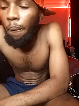 Snapshot of FreakyKaigrey chatting on 10/21/25, 12:44 FreakyKaigrey online show from 10/21/25, 12:44