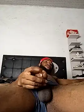 Snapshot of FreakyKaigrey chatting on 11/06/25, 03:51 FreakyKaigrey online show from 11/06/25, 03:51