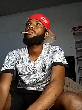 Snapshot of FreakyKaigrey chatting on 12/15/25, 01:04 FreakyKaigrey online show from 12/15/25, 01:04