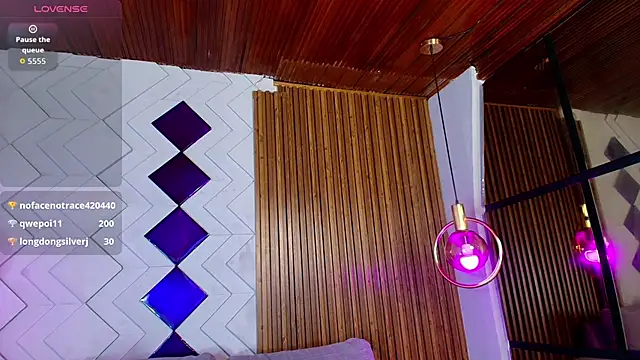 Snapshot of Matti_sofia_ chatting on 10/30/25, 07:47 Matti sofia online show from 10/30/25, 07:47