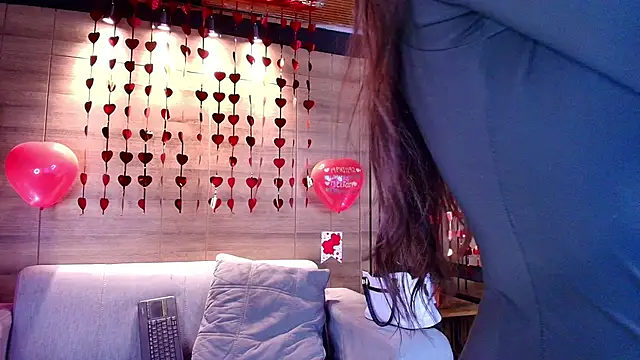 Snapshot of Matti_sofia_ chatting on 02/16/26, 10:55 Matti sofia online show from 02/16/26, 10:55