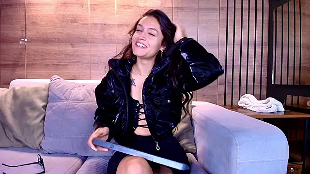 Snapshot of Matti_sofia_ chatting on 02/19/26, 11:17 Matti sofia online show from 02/19/26, 11:17