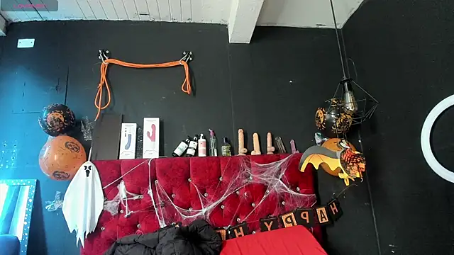 Cony l online show from 10/30/25, 03:57