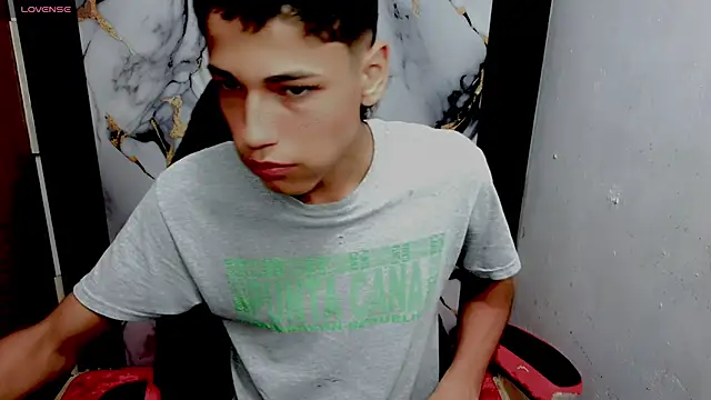 Im david02 online show from 02/02/26, 12:26