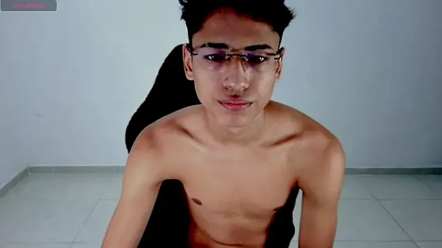 Im david02 online show from 04/08/26, 01:11