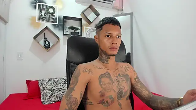 The boy dreams1 online show from 10/09/25, 03:15