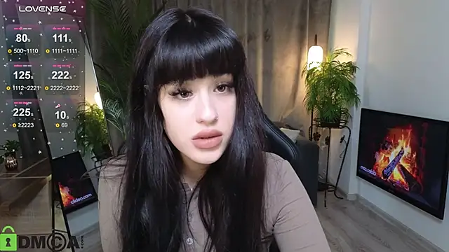 Erika peach online show from 10/14/25, 02:40