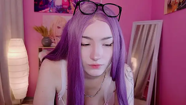 Snapshot of Hana_ri chatting on 10/14/25, 02:07 Hana ri online show from 10/14/25, 02:07