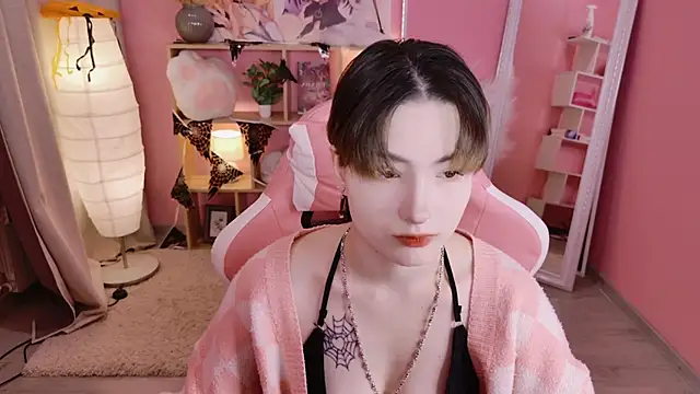 Snapshot of Hana_ri chatting on 10/17/25, 01:46 Hana ri online show from 10/17/25, 01:46