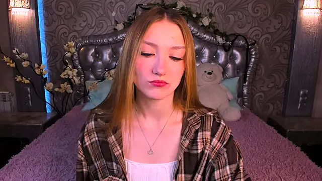 AngelAnabelle online show from 12/05/25, 08:27