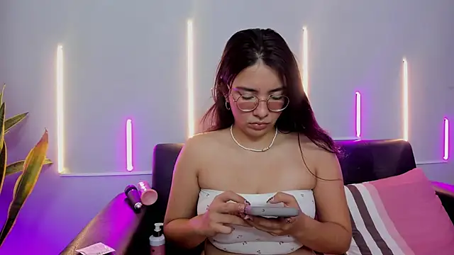 Jules Angel online show from 11/14/25, 12:59